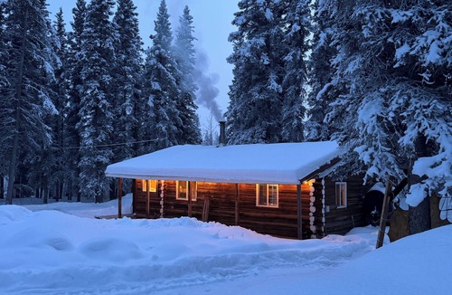 Gakona Cabin | Trails End, historic cabin on Bear Creek, next to Gulkana River
