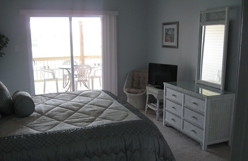 Slidell House | Traveling Nurses-Military- Mardi Gras- Adjusters-long term rates 30 DAY MINIMUM