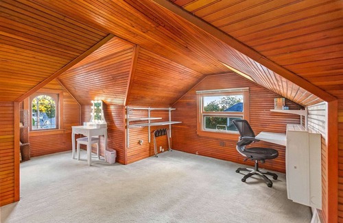Wallingford Apartment | Treehouse Deck House at Green Lake