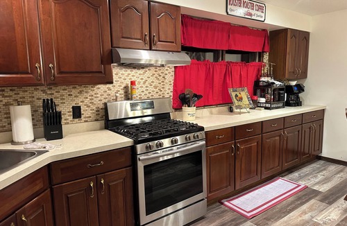 Brainerd House | Treska's Trails & Lakes Charming 3-bedroom farmhouse with WiFi & AC in Brainerd