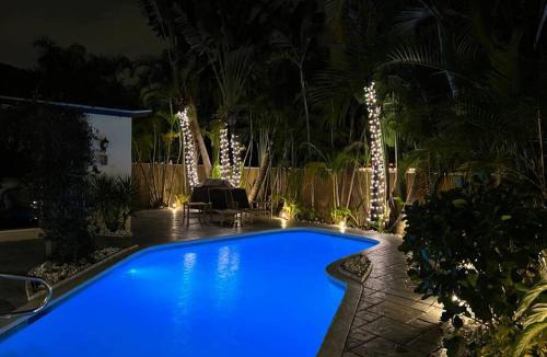 Boynton Beach House | Tropical Oasis with Heated Pool