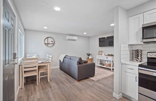 Spokane Valley Apartment | Update 2 bedroom apartment Great Valley Location