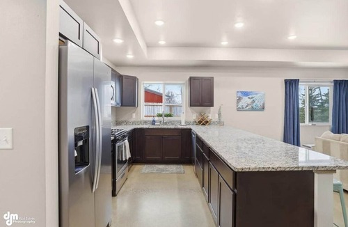 Gateway House | Upper Mesa Villa #9, Glacier Suites - Upper Mesa Villa #11