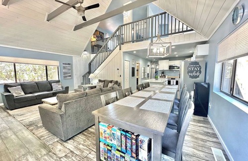 Heber House | Upscale Mountain Retreat in Peaceful Pines!