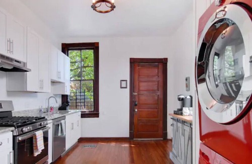 Touro House | Uptown Gem - 3 bed/2bath -Monthly Rental Listing details