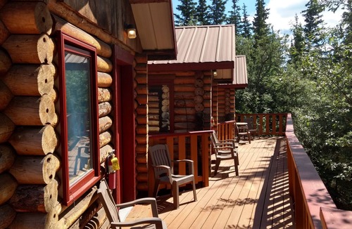 Denali National Park Cabin | Denali Private Deluxe Cabin on Sugarloaf Mountain