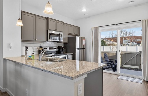 Southwest Ada County Alliance House | Brownstone Beauty - Boise, ID