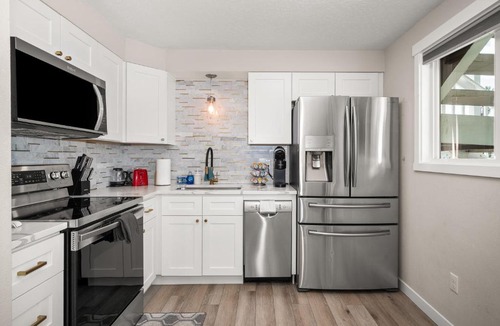 Spokane Valley Apartment | Valley Escape in Quiet Area Neighborhood
