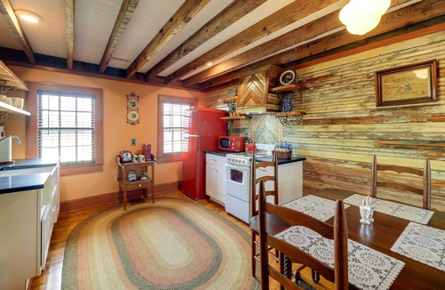 New Bern Apartment | Victorian New Bern Vacation Rental In Downtown!