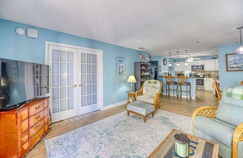 North Topsail Beach Condo | Villa Capriani 118B - Oceanfront Resort - Pools - Hot Tubs