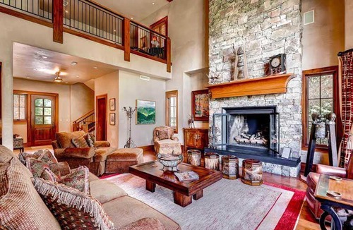 Village Walk Apartment | Village Walk 55