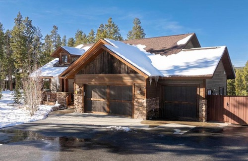 Pole Creek Meadows House | Wagon Ranch Ultimate Retreat Hot Tub Families