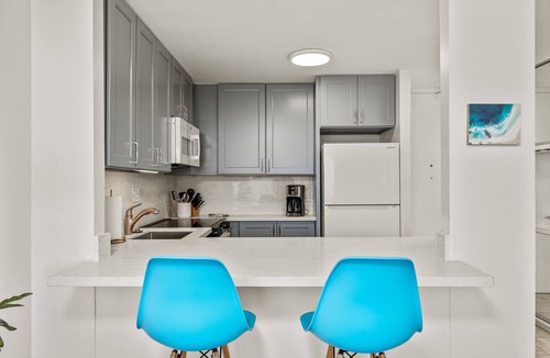 Waikiki Condo | Waikiki Marina & Ocean Views! Easy Walk to Beach! Washlet, Kitchen, AC, Wi-Fi
