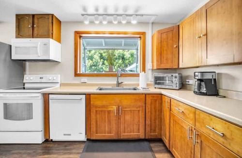 Waimanalo Beach House | Waimanalo Beach Home