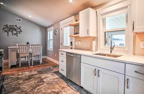 Buzzards Bay Cottage | Walk to Shore: Updated Buzzards Bay Cottage!
