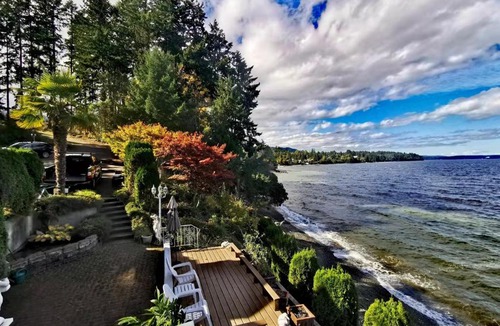 Chemainus House | Walkon Waterfront Castle Cove Inn