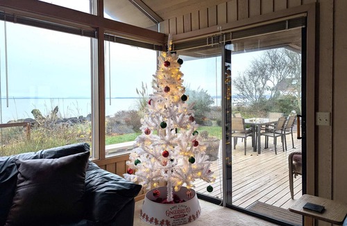 Sequim House | Water View, Pet Friendly, Hot tub Near Dntwn Sequim