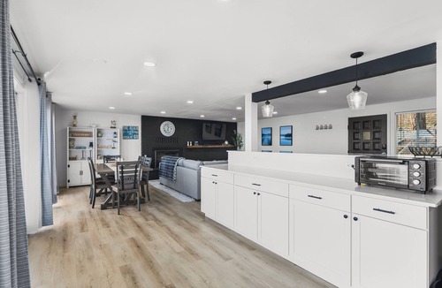 Shelton House | Waterfront Escape- Beach front, hot tub, oysters, canal views