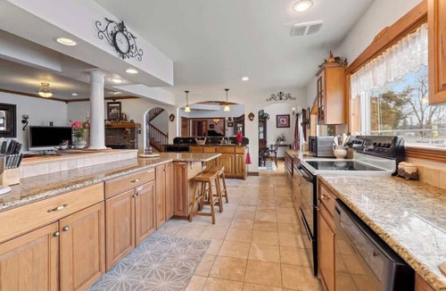 Hauser House | Waterfront home sleeps 21 with dock and game room