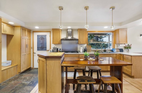 Bremerton House | Waterfront Home w/Mt Rainier Views, Private Beach, 4 Decks, Sleeps 9