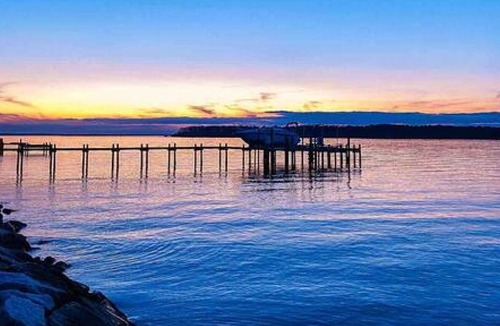 Leonardtown House | Waterfront✦Private Dock✦Incredible Views & Sunsets✦