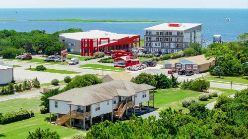 Waves Apartment | Watermen's Cabana 2C - 3-Bed, 2-Bath Apartment - Walk To BEACH Access & PET Friendly!