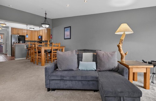 Fraser Apartment | Waterside West D301