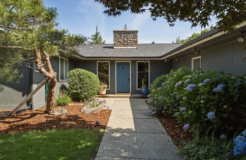 Wenatchee House | Wenatchee Rental | Pool+Hot Tub | Sleeps 8