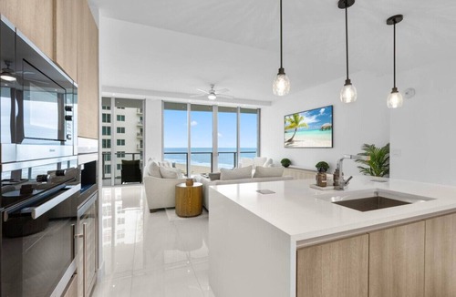 Singer Island Condo | West Palm Beach area Oceanfront High-Rise Condo