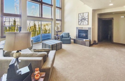 Brian Head Apartment | White Bear A12