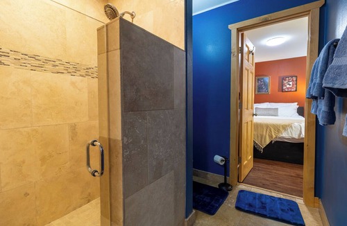 Seward House | Why not be altogether in a big, 5-bedroom house?