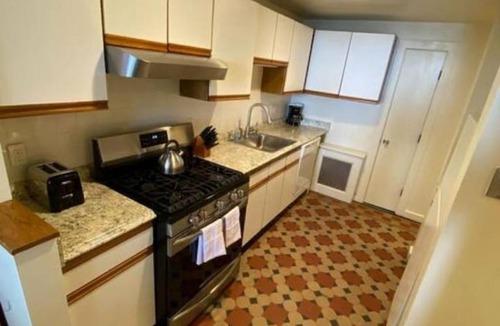 Fenway–Kenmore Apartment | Wonderful Fenway 3 Bed 2bath Steps from Fenway Park