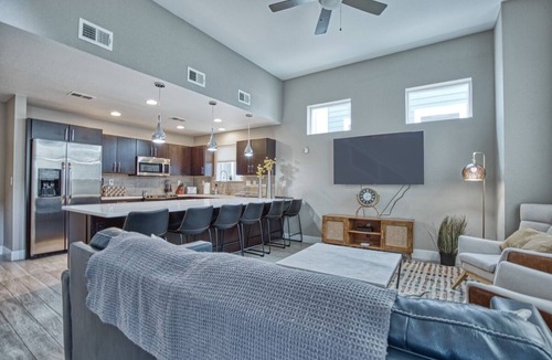 Old Town North House | Wonderful Three Bedroom Townhome in Old Town North
