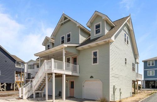 Village of Stump Sound Apartment | Wyndy Island- Pet Friendly, Oceanfront, Pool, Tennis