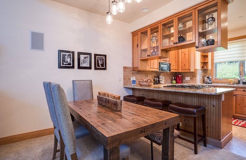 Steamboat Springs House | X2702 | Luxury Townhome | Nice Deck | A/C | Pool | Hot Tub | A/C