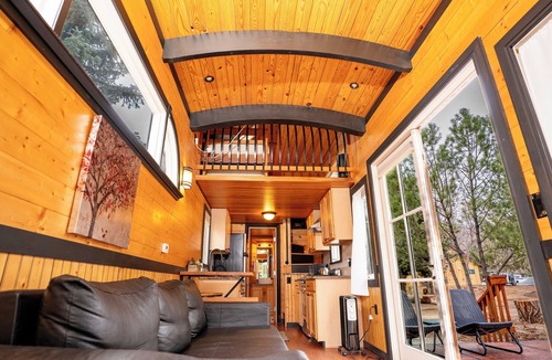 Lyons Resort | Your Adventure Hub – The Sequoia Tiny Home on River and Near Trails & Parks