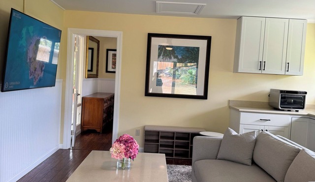 1B1B Stand Alone Unit in Lower Kula with WiFi, AC, & Smart TV