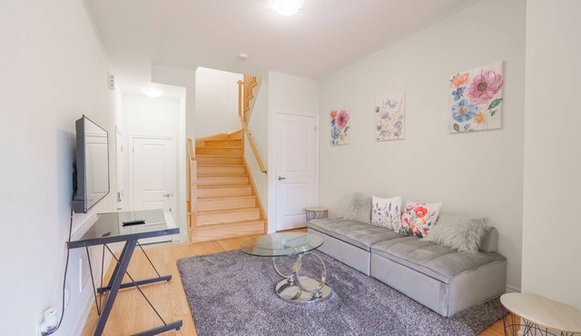 2 Bedroom plus Den short drive to wonderland and Toronto