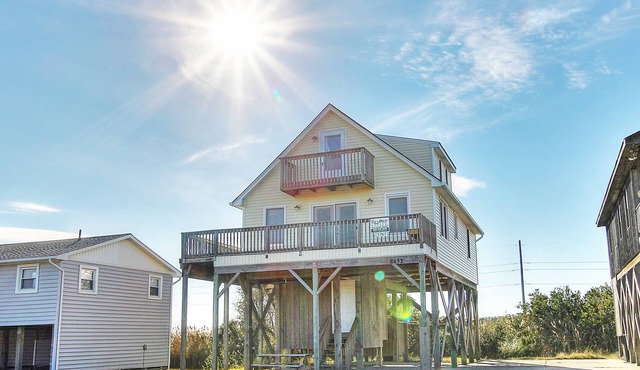 5769- Rose Cottage, | Semi-Oceanfront | South Nags Head | Sleeps 8