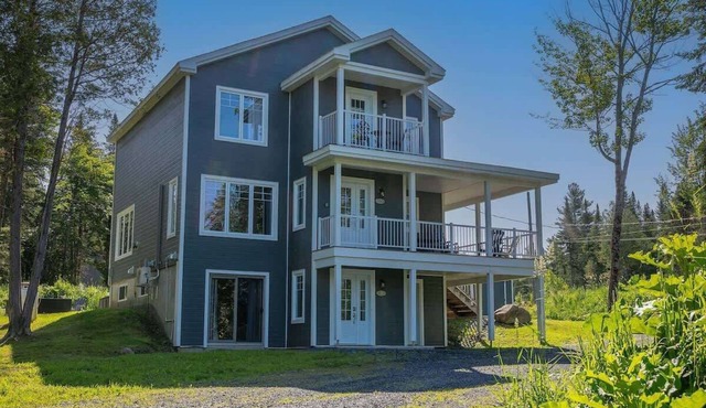 Access to Lake Memphremagog - Spa - Constellation