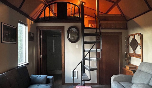 Adventure Cabin @ Base Camp/Cozy Cabin in the pines. in Durango