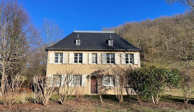Authentic Ariège house in the heart of nature ⎸ Hiking & Heritage in Audressein