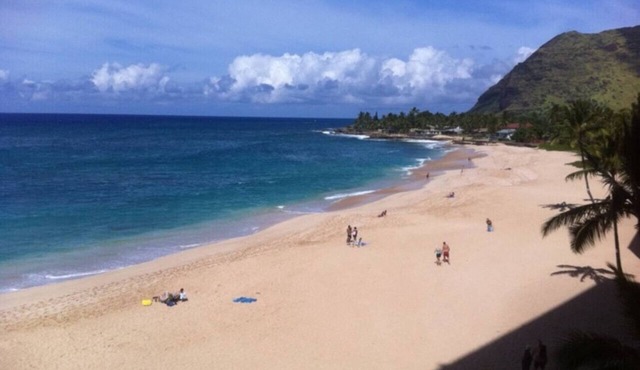 Beach Front Condo - Makaha