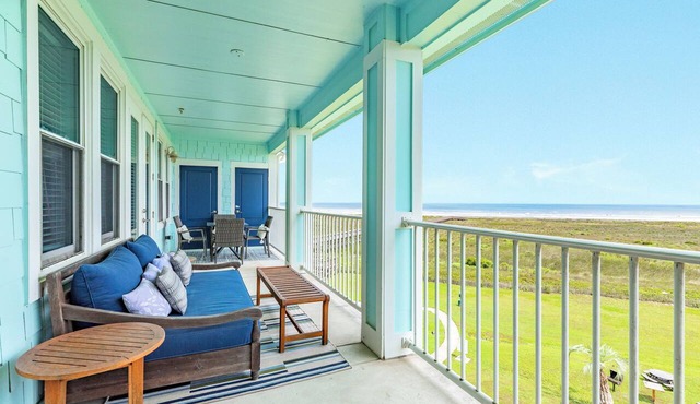 Beachfront Condo w/Pt West Amenities incl. POOL, hot tubs, walking & bike paths