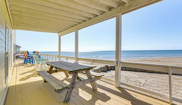 Beachfront Home w/Deck + Views in Freeport!