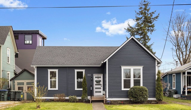 Beautiful 3-bedroom house in wonderful Bellingham for your getaway