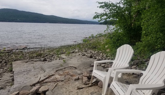 Beautiful Lakefront Home! Enjoy NY, VT, and Canada!