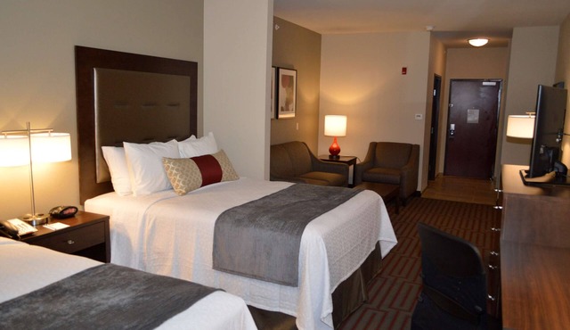Best Western Plus Stevens County Inn