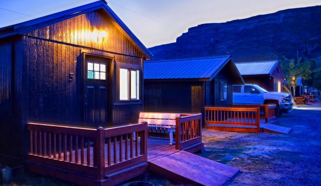 Blue Lake Resort