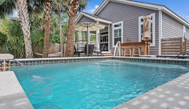 Boatyard Oasis | Pool | Mins to DNTN l Dogs OK